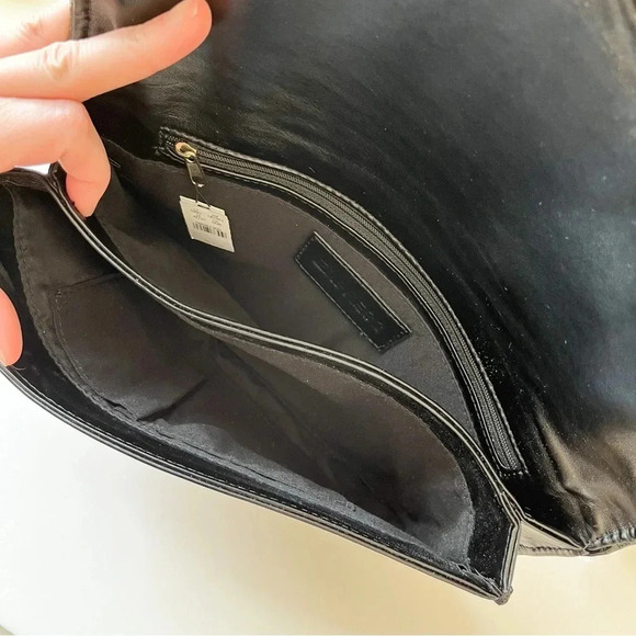 NWT Express Black & Gold Stripe Diagonal Flap Clutch Metallic Y2K 90s - Picture 5 of 8